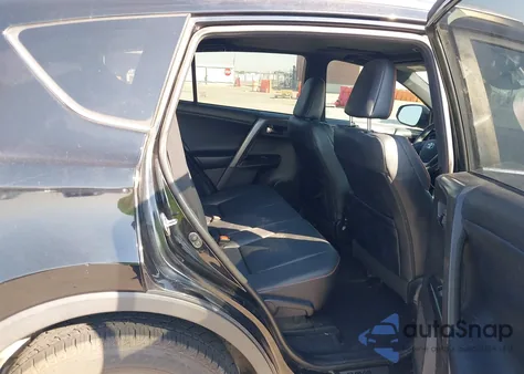 2017 Toyota Rav4 Se z USA, uszkodzony, nr VIN 2T3NFREV5HW377329